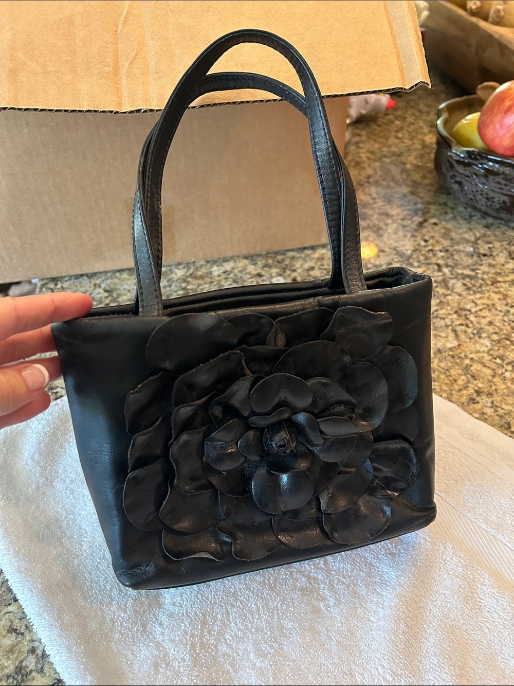 Paolo Masi Sz S Camelia Applique Leather Hand Bag Clutch Black Made in Italy